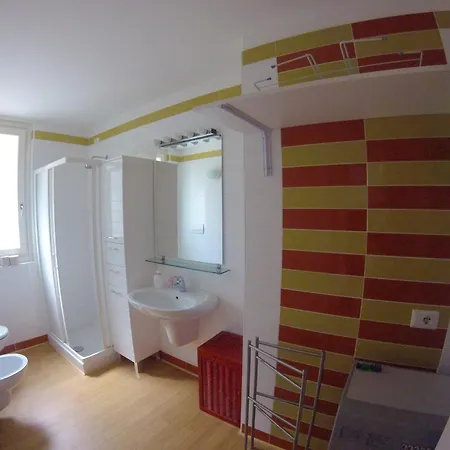 Open Space With Terrace * Argegno